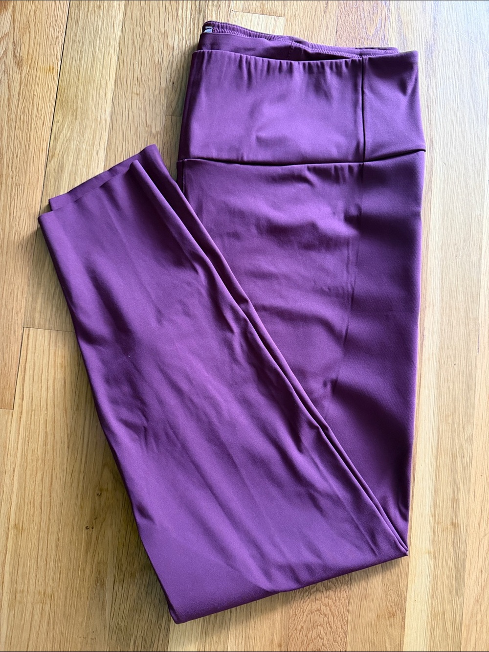 Yitty High-Waist Burgundy Leggings